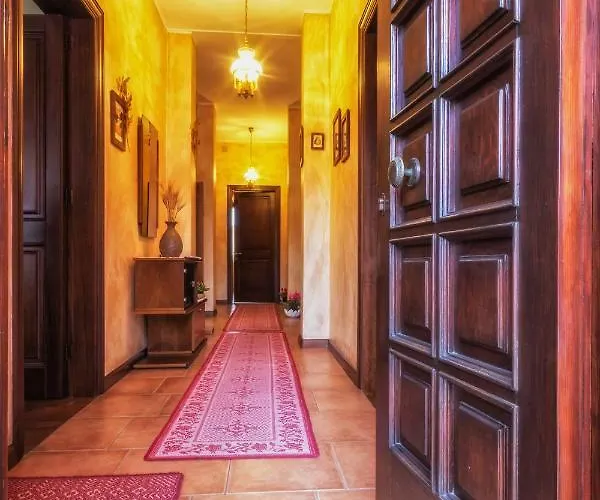 Panzió Su Connotu 3*